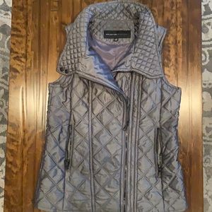 Women’s quilted vest